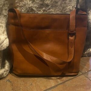 Elegant Tan Leather Hobo Bag